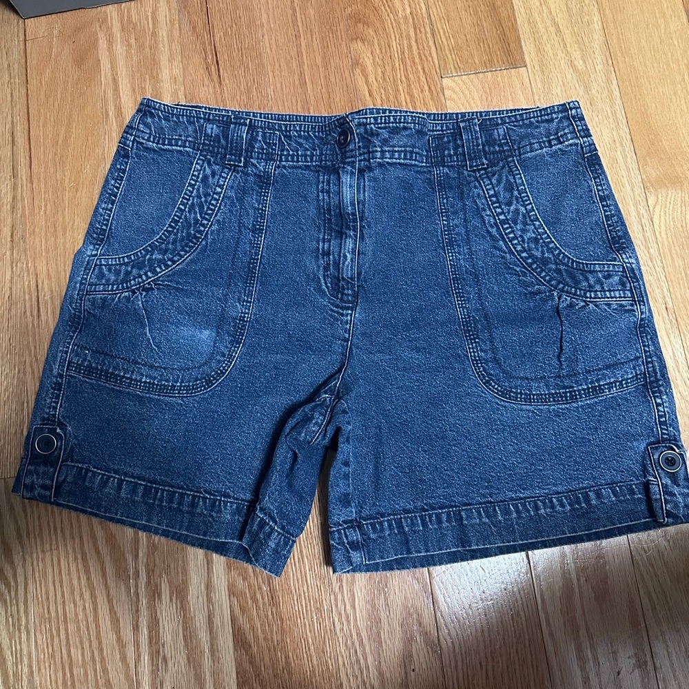 Van Heusen denim shorts women's 14